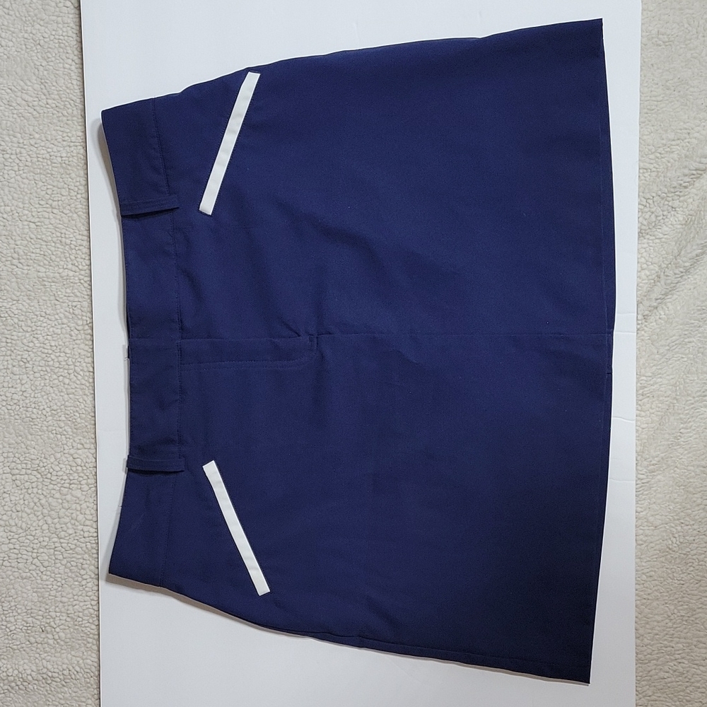 IZOD GOLF NAVY SKORT, SIZE 12